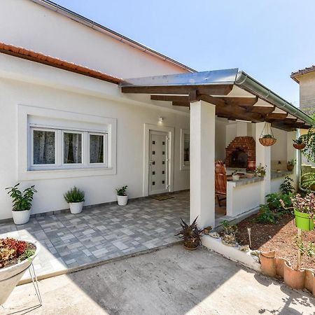 Apartment Yula Zadar Exterior foto