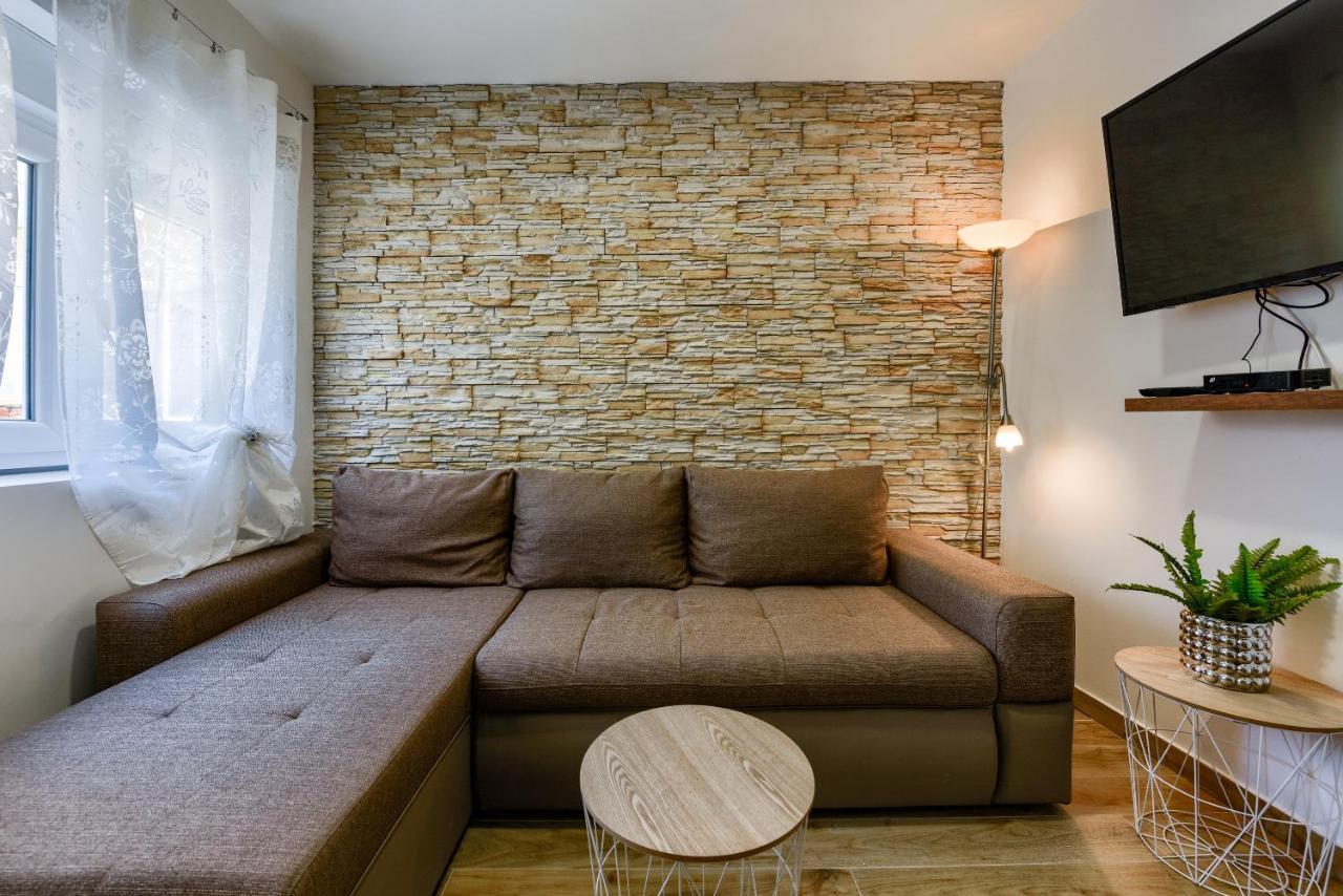 Apartment Yula Zadar Exterior foto
